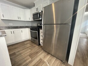 15811 Croatia Dr in Clinton Township, MI - Building Photo - Building Photo