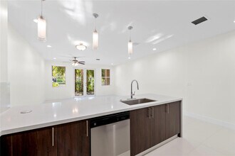 1432 SW 4th Ave in Fort Lauderdale, FL - Building Photo - Building Photo