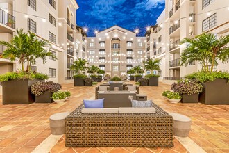 Gables Grand Plaza Apartments in Coral Gables, FL - Building Photo - Building Photo