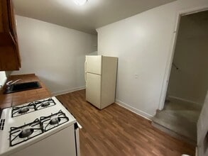 2453 Reel St in Harrisburg, PA - Building Photo - Building Photo