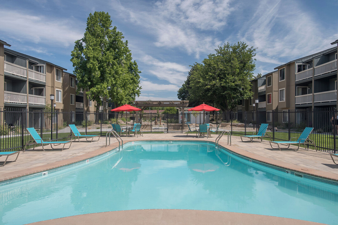 Keyway Apartments in Sparks, NV - Foto de edificio