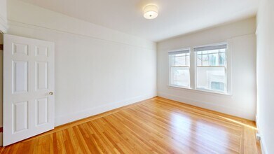 145 Bernard St in San Francisco, CA - Building Photo - Building Photo