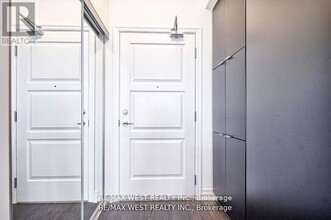 36-3136 Elm Dr W in Mississauga, ON - Building Photo - Building Photo