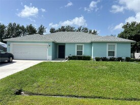 172 SW Langfield Ave in Port St. Lucie, FL - Building Photo