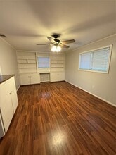 506 Gardenia St in Lake Jackson, TX - Building Photo - Building Photo