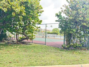 5201 Geneva Ct in Doral, FL - Building Photo - Building Photo