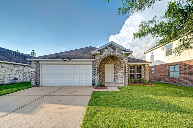 17038 Midnight Sun Ln in Richmond, TX - Building Photo - Building Photo