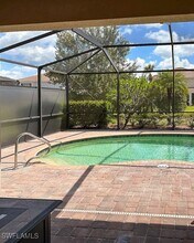 2350 Heydon Cir E in Naples, FL - Building Photo - Building Photo