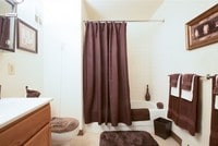 Farmington Place - Income-Based 62+ photo'