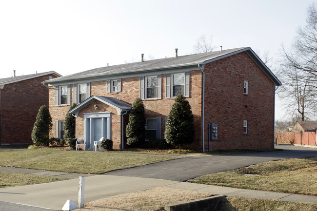 7406 Garrison Rd in Louisville, KY - Building Photo - Building Photo