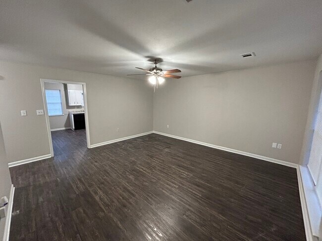 608 Sandy Dr in Beebe, AR - Building Photo - Building Photo