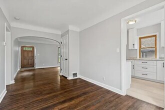 6300 Wentworth Ave S in Richfield, MN - Foto de edificio - Building Photo