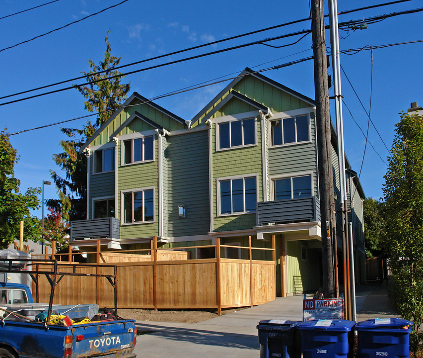 1436 NW 59th St in Seattle, WA - Building Photo