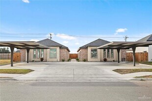 16 Xanthia S St in Alton, TX - Building Photo