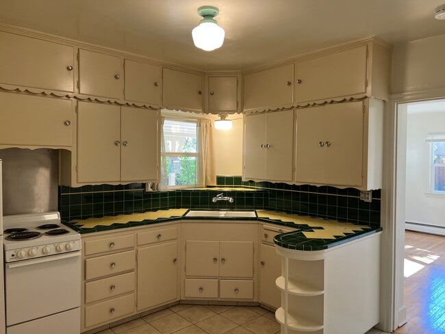 1053.5 Ralston St in Reno, NV - Building Photo - Building Photo
