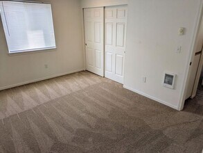 17985 SW 115th Ave in Tualatin, OR - Building Photo - Building Photo