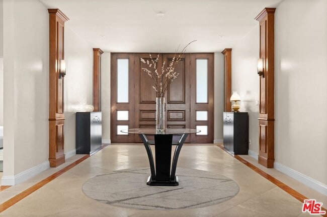 property at 1915 Carla Ridge