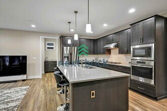 828 156th Pl SW in Lynnwood, WA - Building Photo - Building Photo