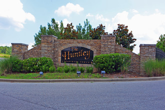 Huntley Apartments in Pelham, AL - Foto de edificio - Building Photo