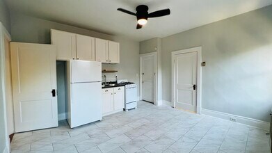 445 Davidson Ct-Unit -C in Lexington, KY - Building Photo - Building Photo
