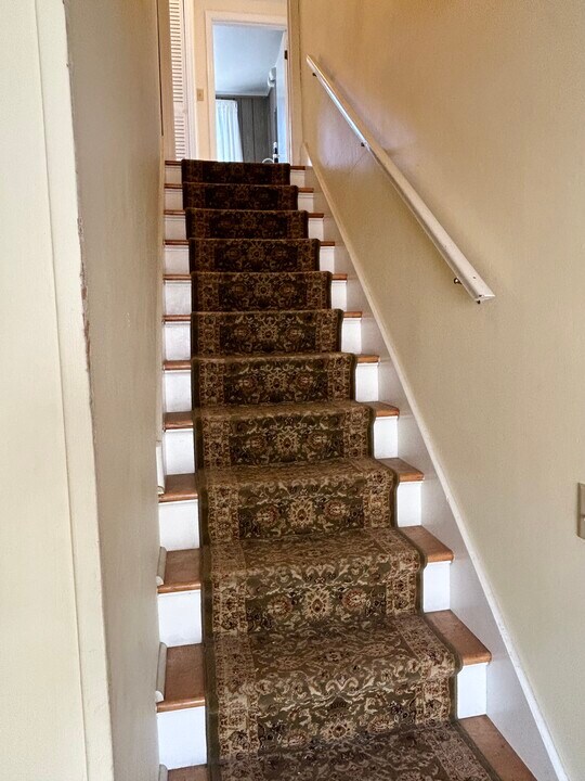 126 Continental Ave in Cohoes, NY - Building Photo