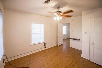 1101 Collier St in Denton, TX - Building Photo - Building Photo