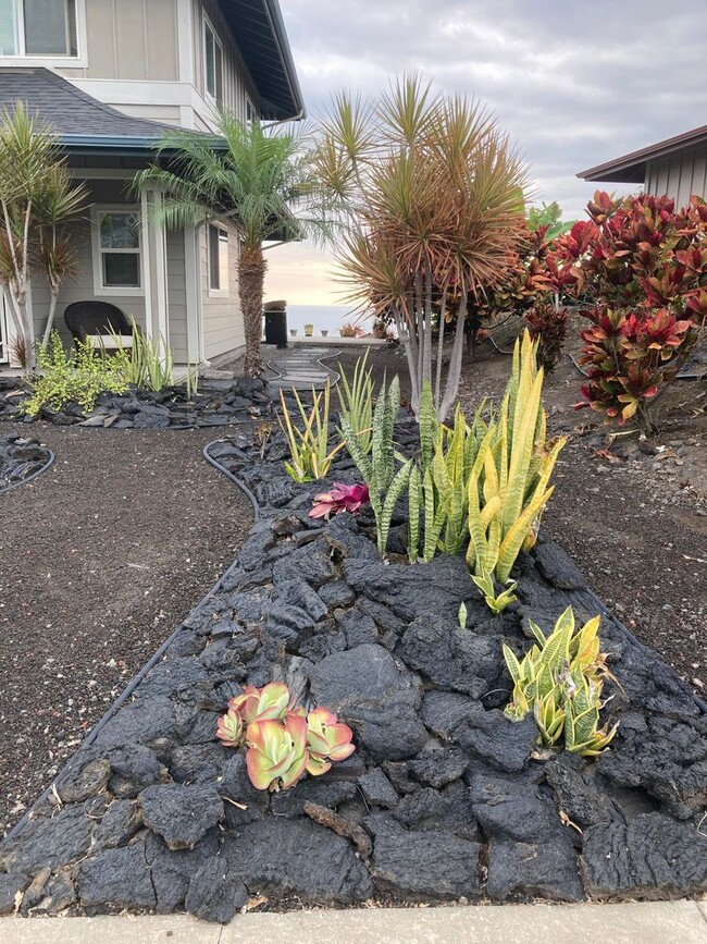 75-6082-6082 Paulehia St in Kailua Kona, HI - Building Photo - Building Photo