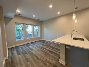 3609 W Ainslie St in Chicago, IL - Building Photo - Building Photo