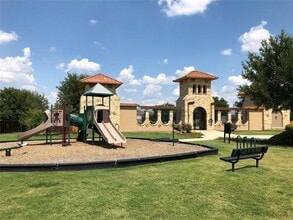 428 Iron Ore Trail in Fort Worth, TX - Building Photo - Building Photo