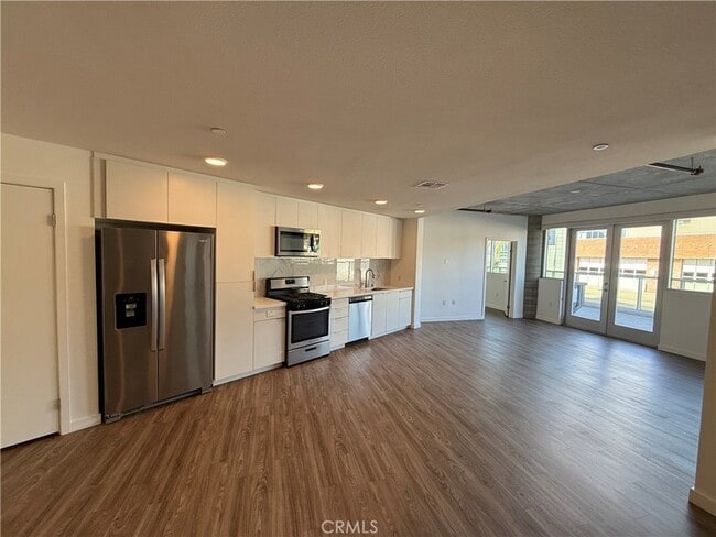 property at 5750 Hollywood Blvd