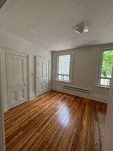 138 Paisley St in Guelph, ON - Building Photo - Building Photo
