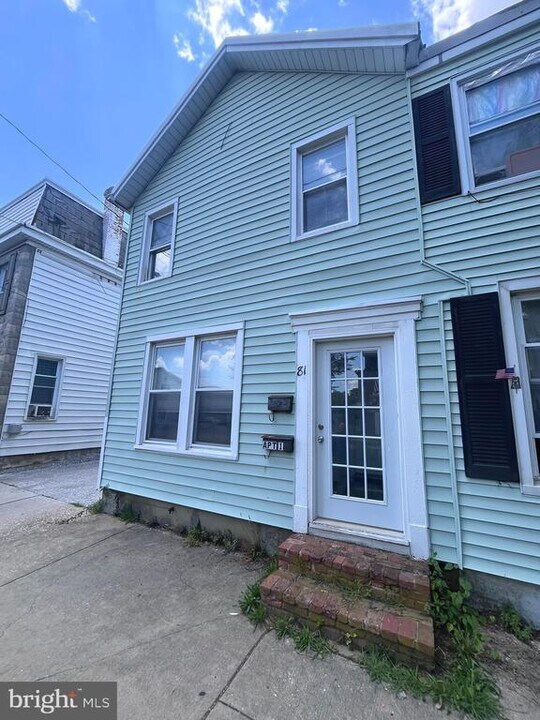 81 Pennsylvania Ave in Westminster, MD - Building Photo