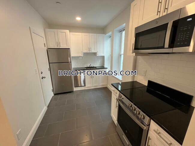 property at 123 Sutherland Rd