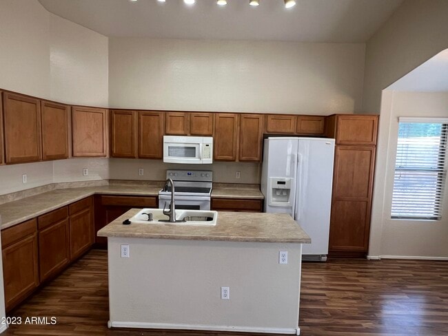 17284 W Mohave St in Goodyear, AZ - Building Photo - Building Photo