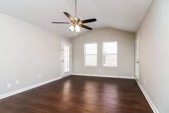 617 Freedom Ct in Murfreesboro, TN - Building Photo - Building Photo