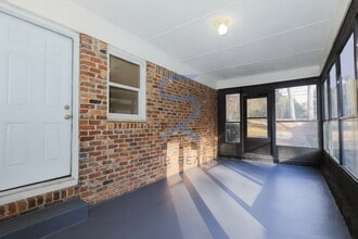 4572 Campbellton Rd SW in Atlanta, GA - Foto de edificio - Building Photo