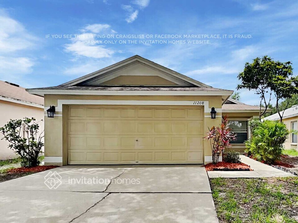 11208 Summer Star Dr in Riverview, FL - Foto de edificio