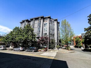 159 Denny Wy, Unit APT 511 in Seattle, WA - Building Photo - Building Photo