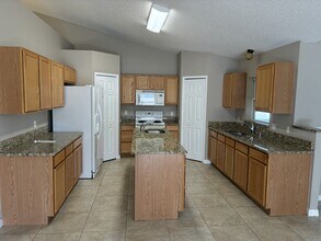 760 Plymouth Turtle Way in St. Cloud, FL - Building Photo - Building Photo