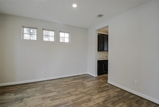 4042 Steep Woods Dr in Spring, TX - Building Photo - Building Photo