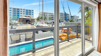 320 Hendricks Is, Unit 2 in Fort Lauderdale, FL - Building Photo