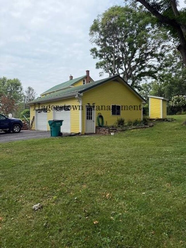 7500 Mountain Laurel Rd in Boonsboro, MD - Building Photo - Building Photo