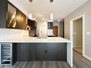 1760 NW 56th St in Seattle, WA - Building Photo - Building Photo