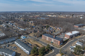 Westbrook in West Haven, CT - Building Photo - Building Photo