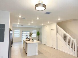 1137 SE 2nd St in Florida City, FL - Building Photo