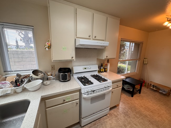 8364 Summerdale Rd in San Diego, CA - Building Photo - Building Photo