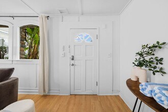 344 Bonair St in San Diego, CA - Building Photo - Building Photo