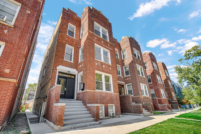 2620 N Ridgeway Ave in Chicago, IL - Building Photo - Building Photo