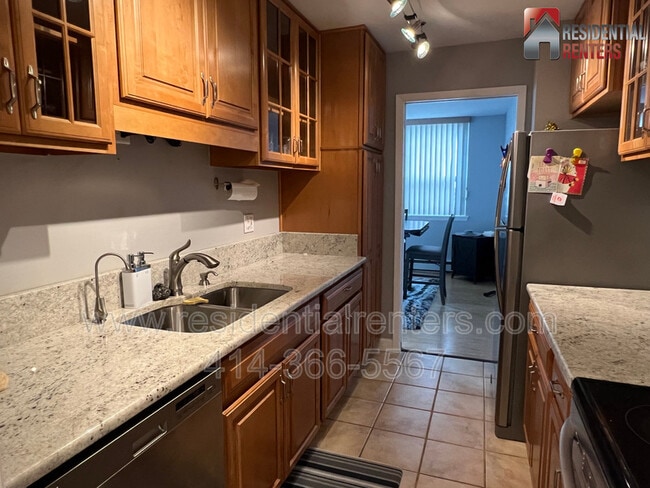 property at 1707 N Prospect Ave