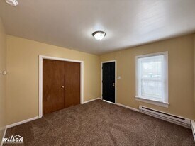 211 N Pierce Ave in Yakima, WA - Building Photo